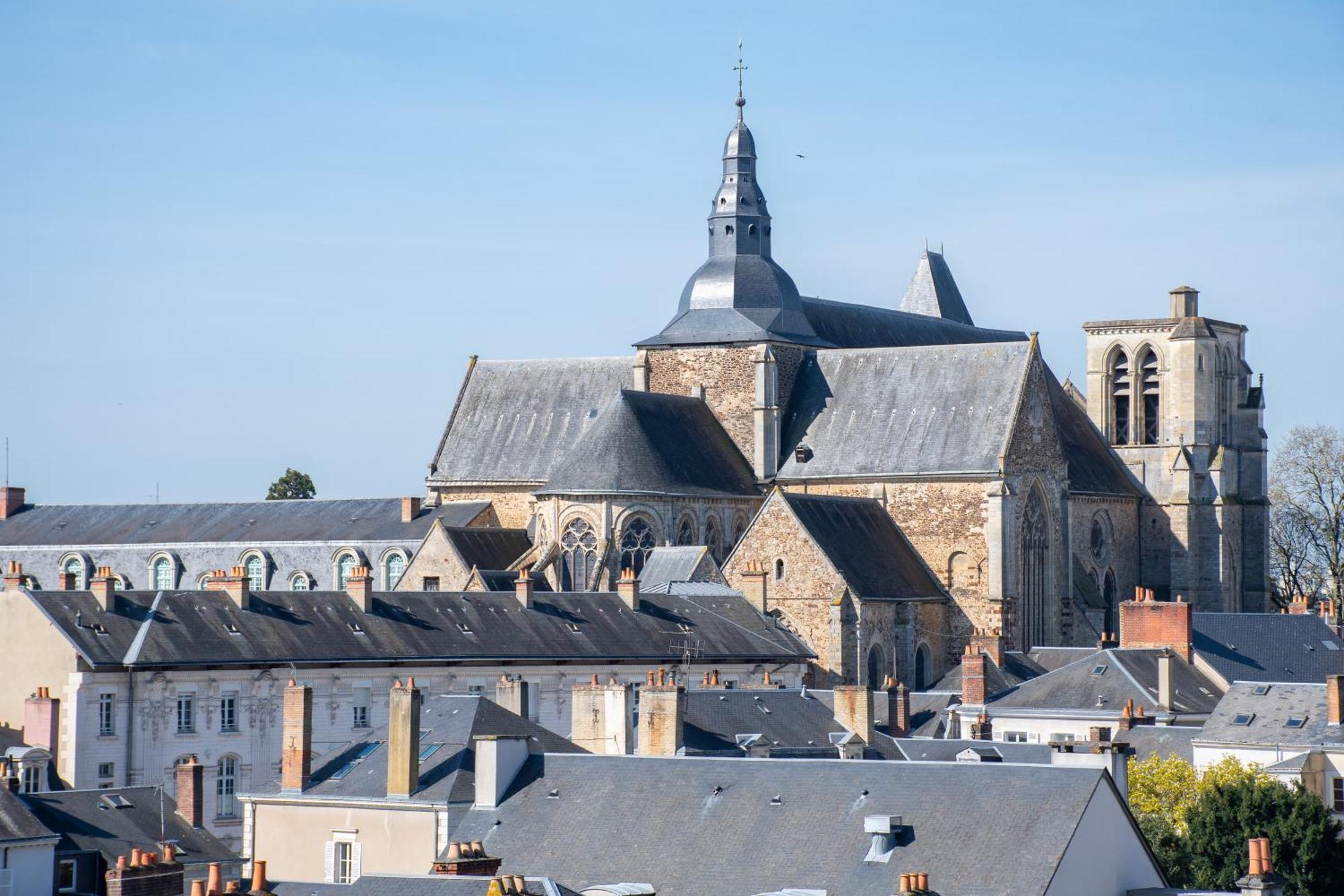 Appartement Escale Au Coeur Du Mans, Entre Gare Et Centre à Le Mans Extérieur photo